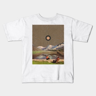 Mountain day Kids T-Shirt